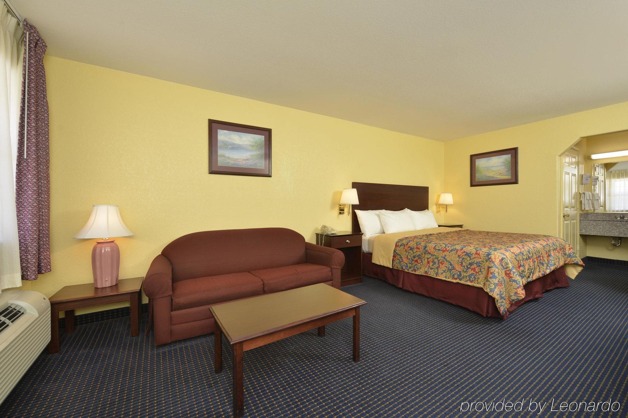 Days Inn Gun Barrel City 部屋 写真